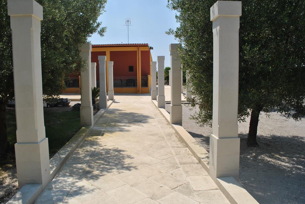 Tenuta La Spezia Карпиняно Салентино Екстериор снимка